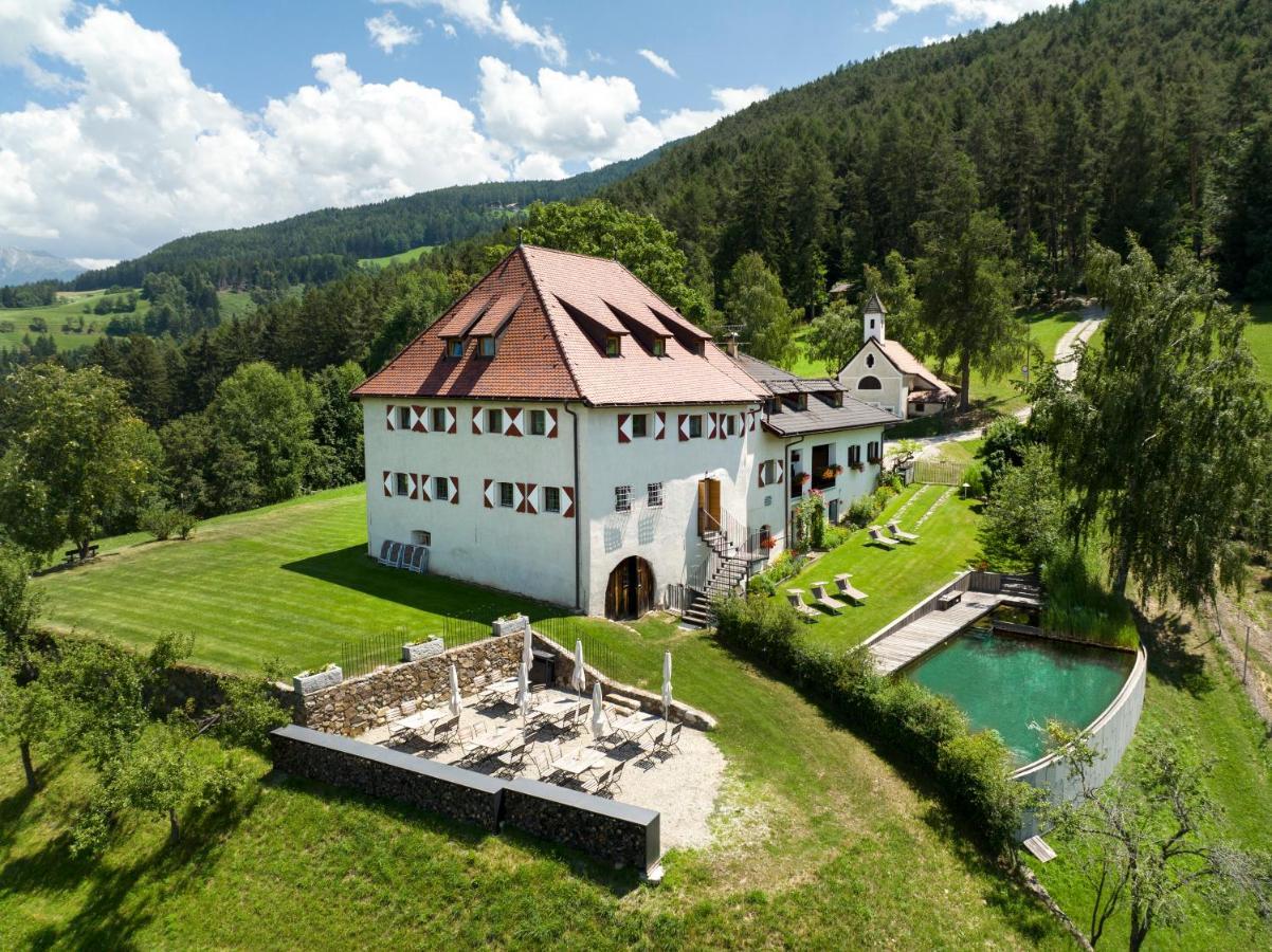 Ansitz Fonteklaus Hotel Laion Exterior photo